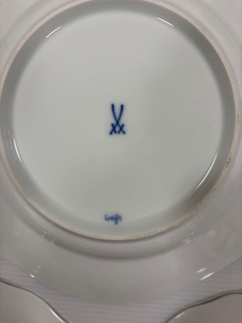 マイセン　花柄と青い装飾の皿 3枚セット