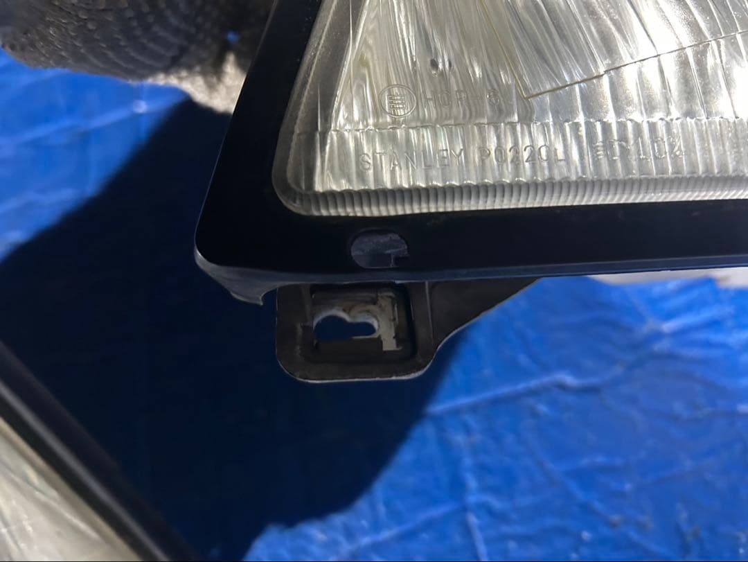 マツダ　ボンゴ　SK82V ヘッドライト左右セット