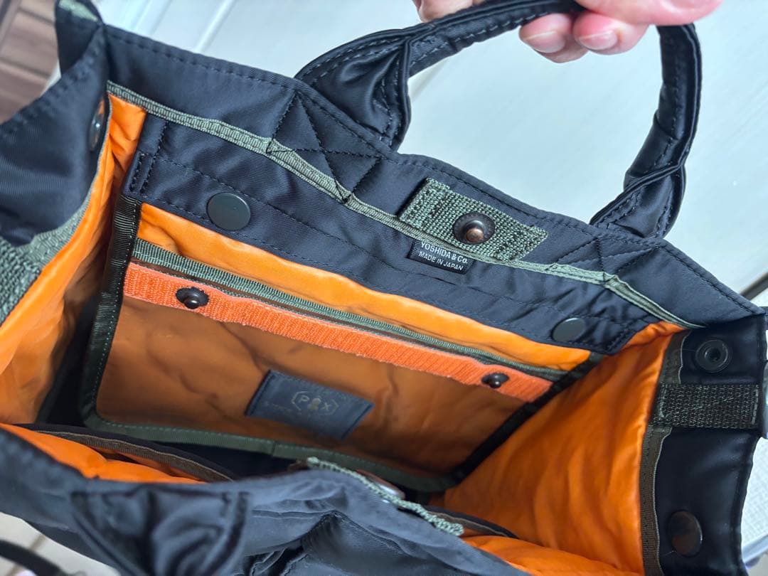 バッグ 2WAY VERTICAL TOTE BAG(S)