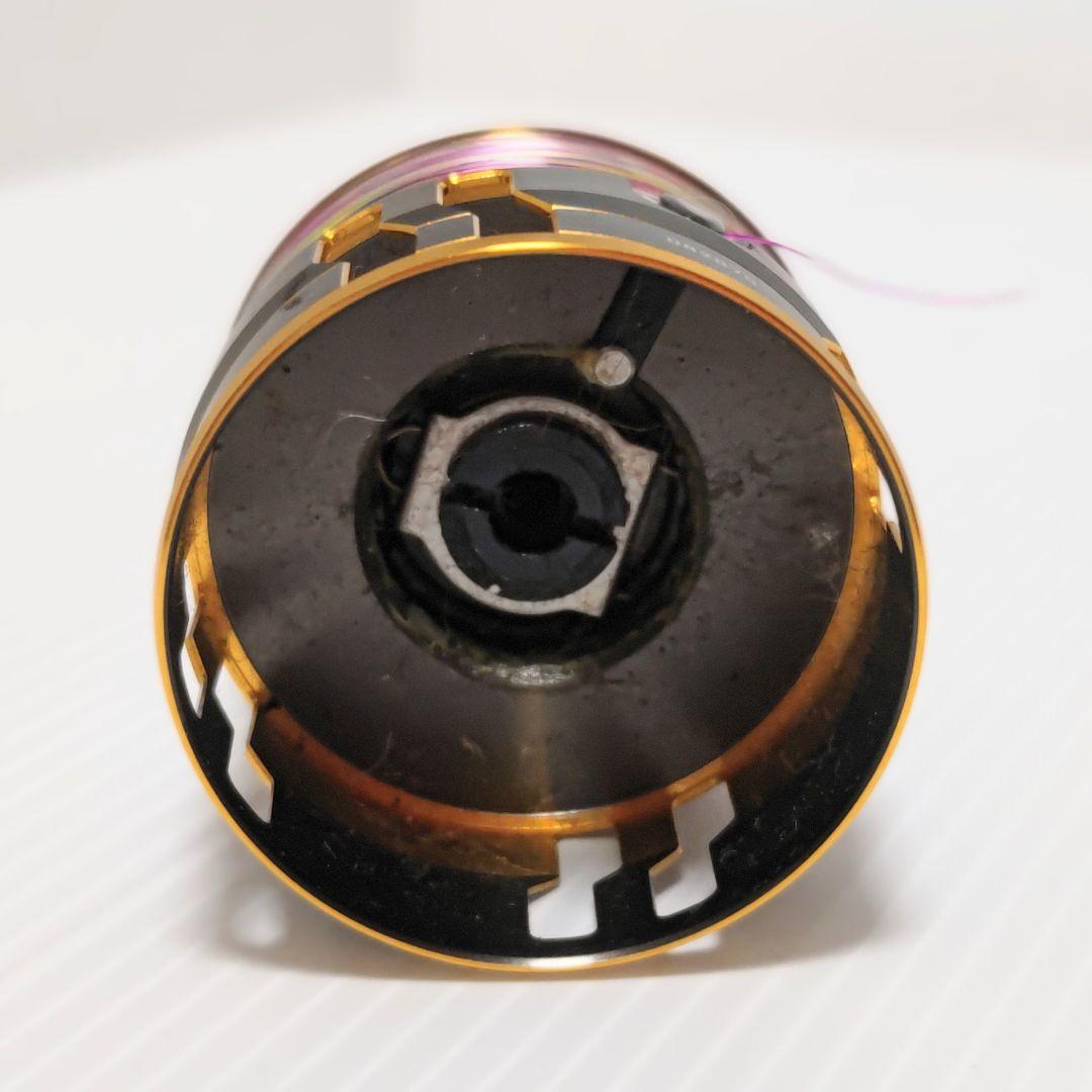 バラサンハンドル付き ダイワ トーナメント イソＺ３０００ＬＢＤ