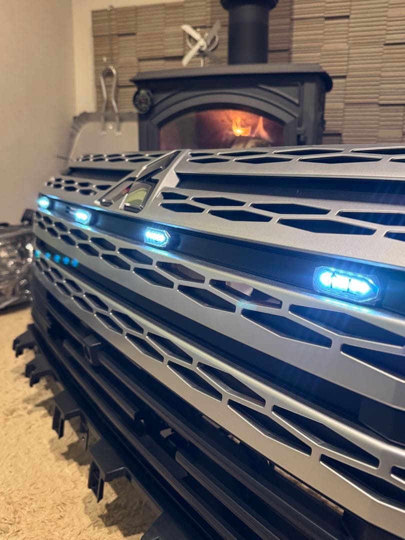 【取付説明書つき】 CV1W 現行 デリカ D5 【下グリル用】　グリルマーカー