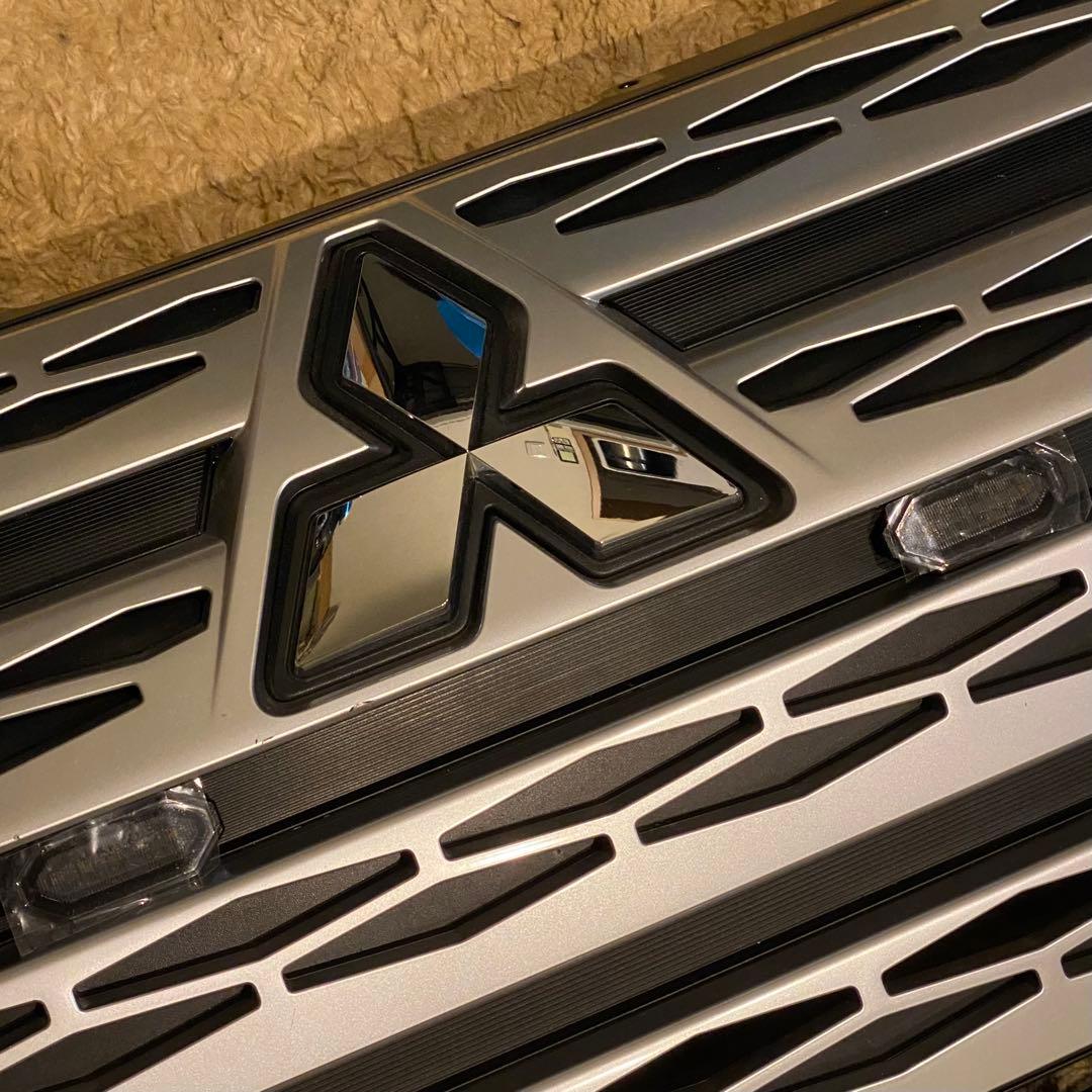 【取付説明書つき】 CV1W 現行 デリカ D5 【下グリル用】　グリルマーカー