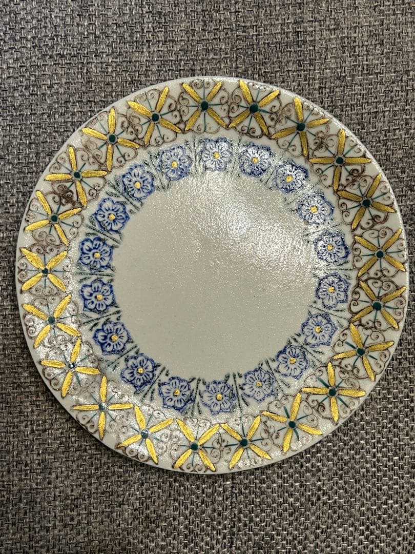 つちやまり　　花柄装飾の手作り皿 tsuhiya & mari