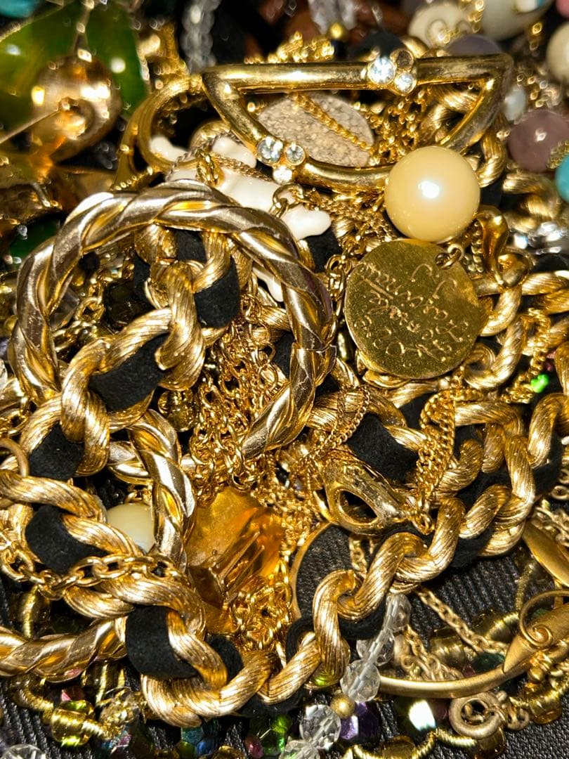 r*u様 【遺品整理】アクセサリー 大量 まとめ売り K18/18金の可能性あり