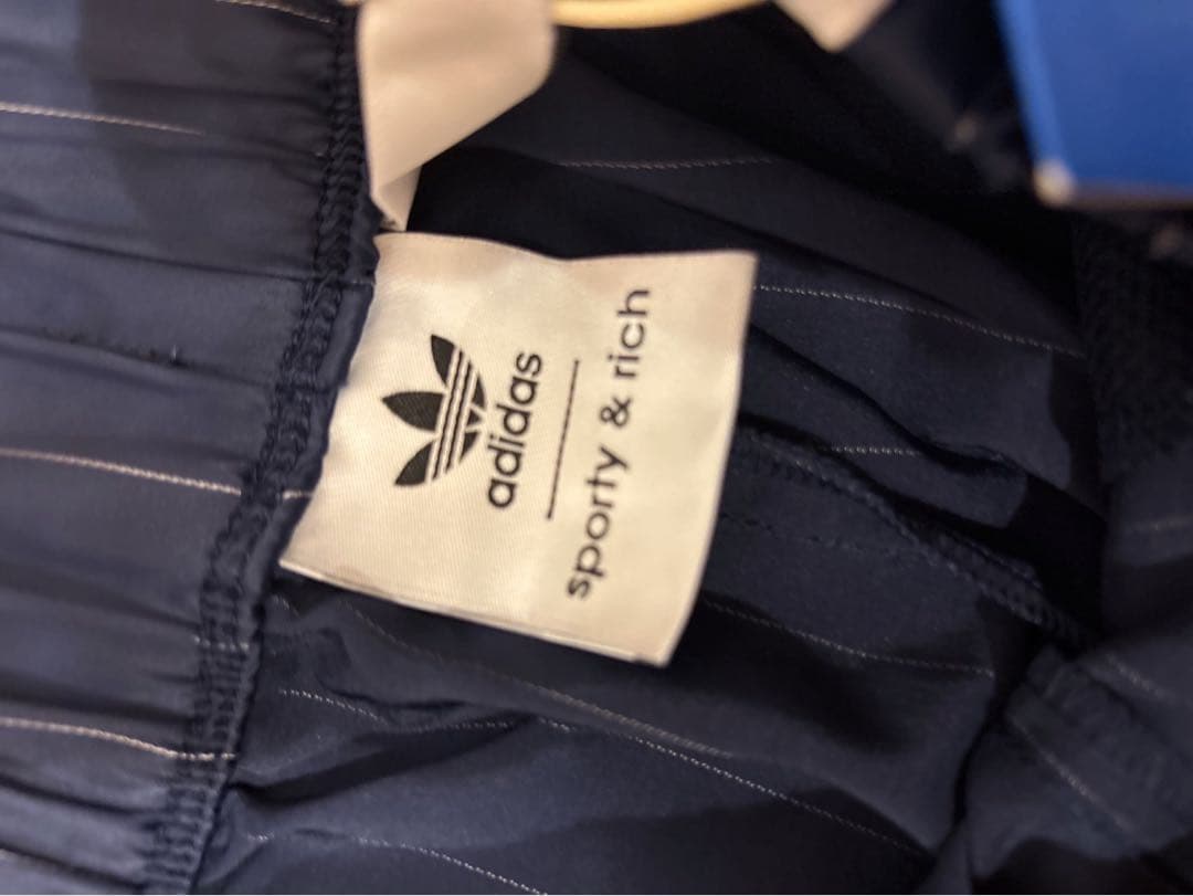 adidas sporty&rich ネイビー ショーツ　S size