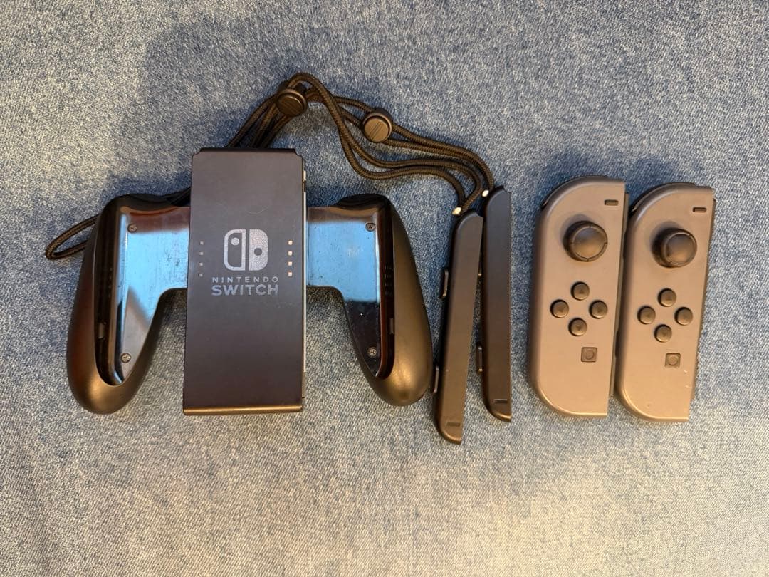 Nintendo Switch 本体 コントローラー4個付き