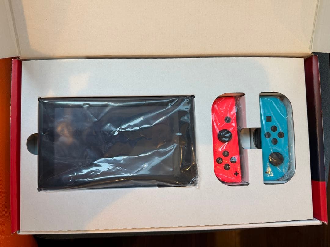 Nintendo Switch 本体 コントローラー4個付き