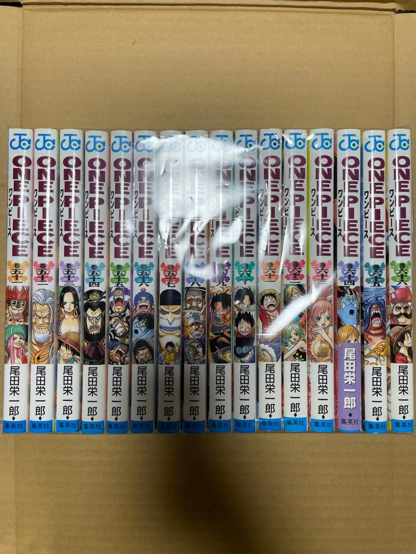 ONE PIECE 単行本（1〜77巻＋公式本※67、68、70、74巻無し）
