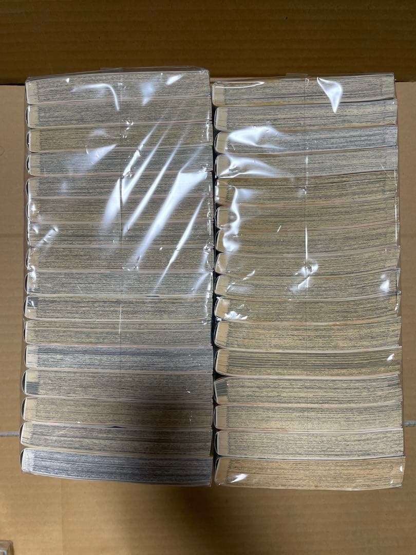 ONE PIECE 単行本（1〜77巻＋公式本※67、68、70、74巻無し）