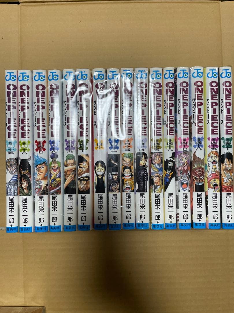 ONE PIECE 単行本（1〜77巻＋公式本※67、68、70、74巻無し）