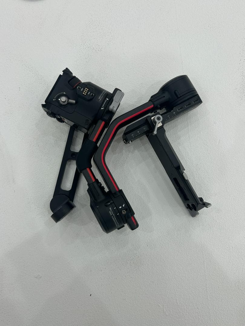 DJI RS2 Pro コンボ 片手持ち3軸ジンバル 箱あり