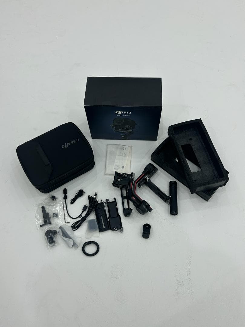 DJI RS2 Pro コンボ 片手持ち3軸ジンバル 箱あり