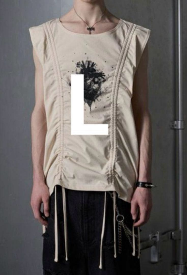 GRANCY シャーリングデザインラインストーングラフィックノースリーブT 4