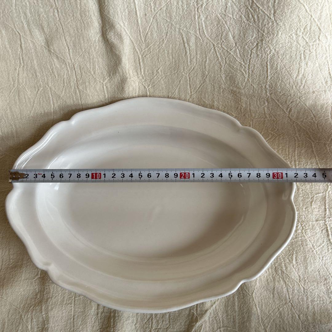 河合竜彦 白釉オーバルレリーフ深皿（L）