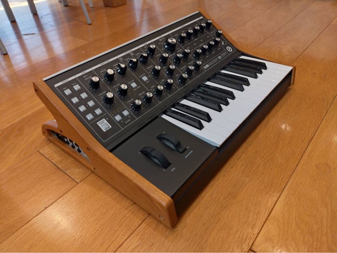 鍵盤楽器 moog subsequent 25
