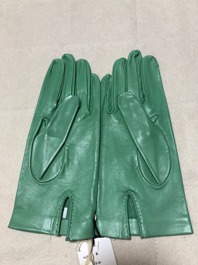 571新品PARISI grovesパリジ 羊革ラムレザー手袋 イタリア製