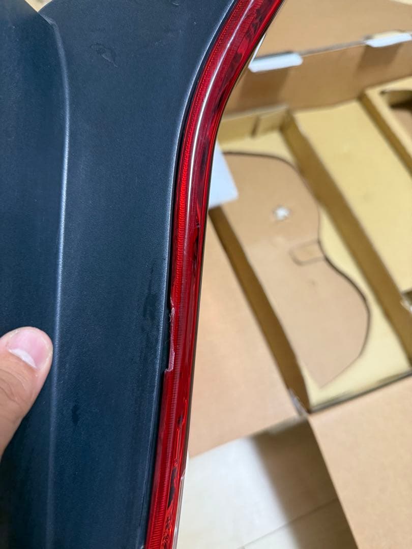 30プリウス　テールランプ　ヴァレンティ