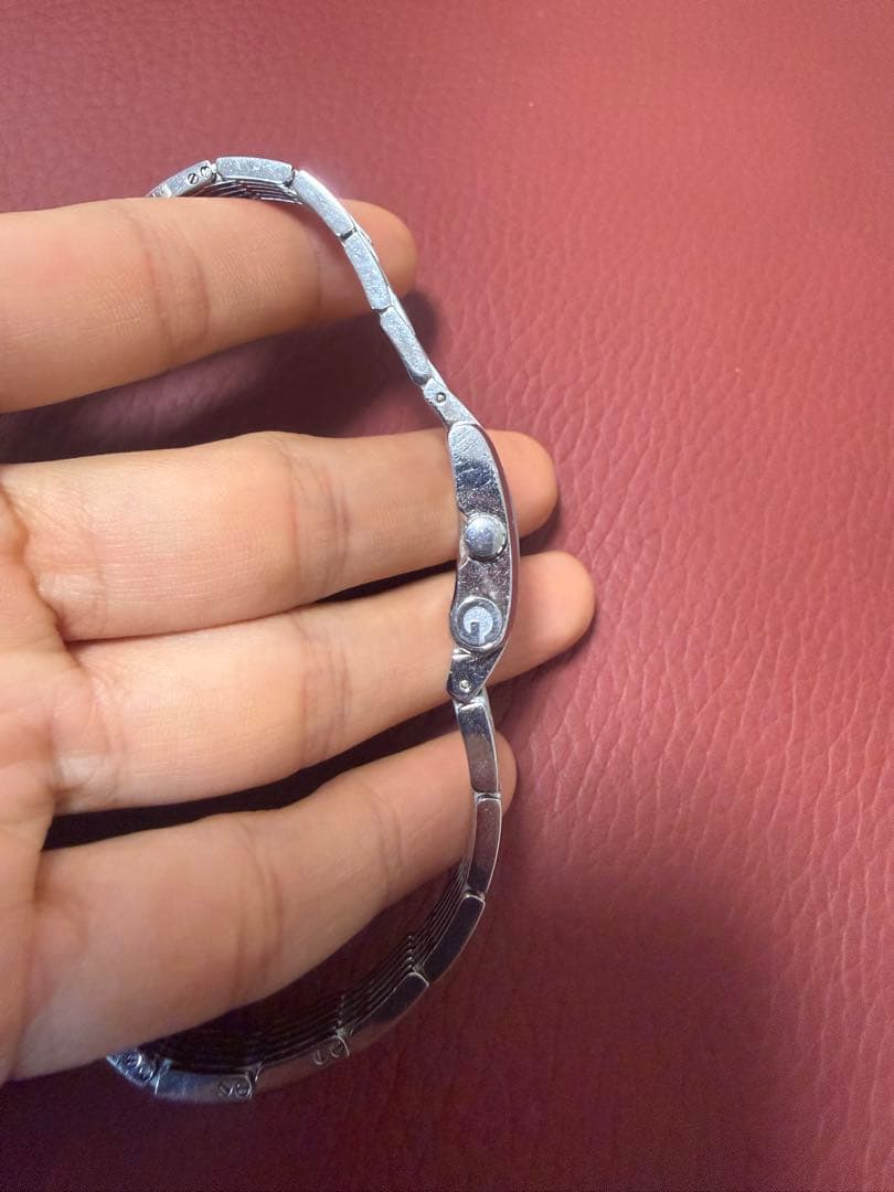 GUCCI 腕時計 8600L ピンク