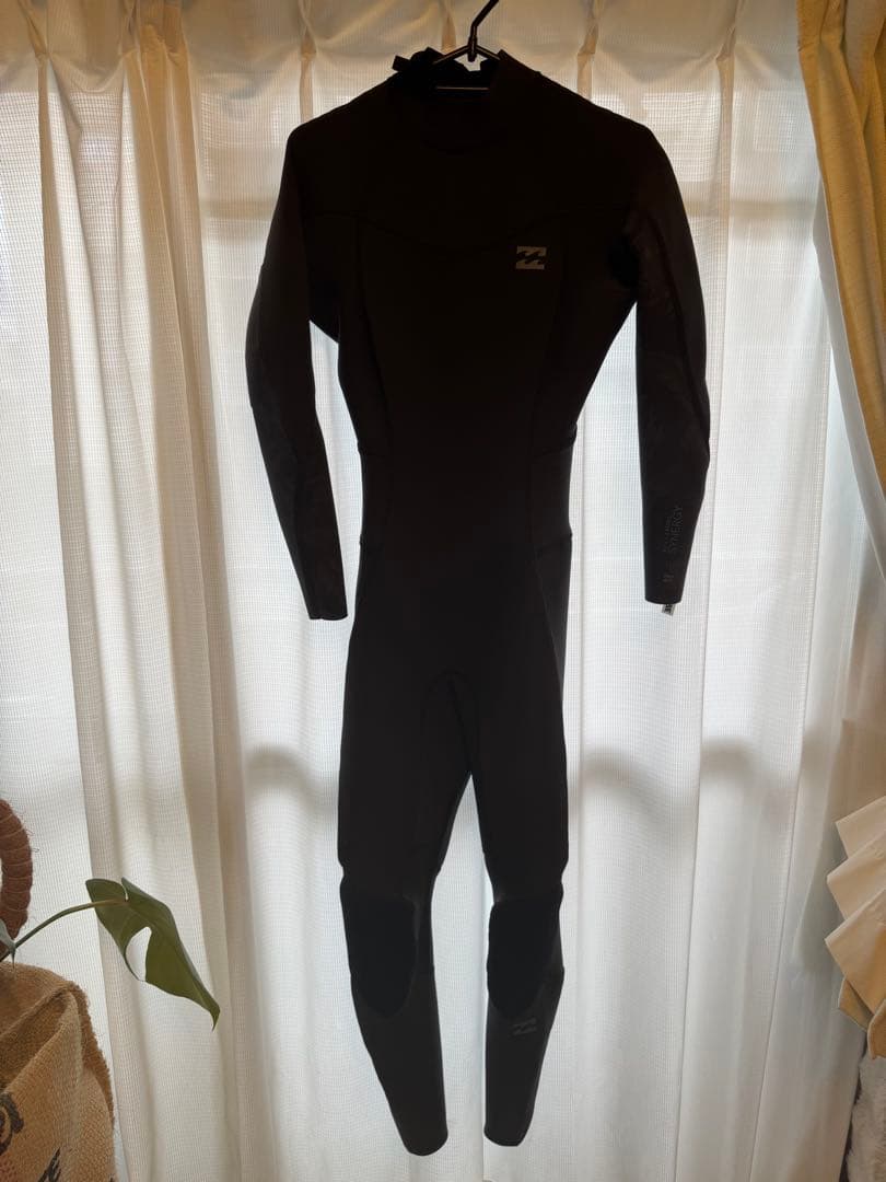 美品‼️Billabong Energy フルスーツ ブラック 試着のみ新品未使用