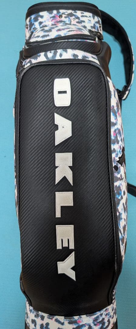 限定お値下げ！！オークリー　ゴルフバッグ・キャディバッグ