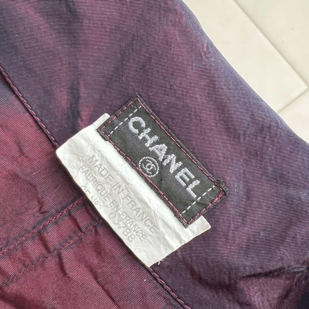 CHANEL ココマークボタン シルク サテン ライトコート ワインレッド