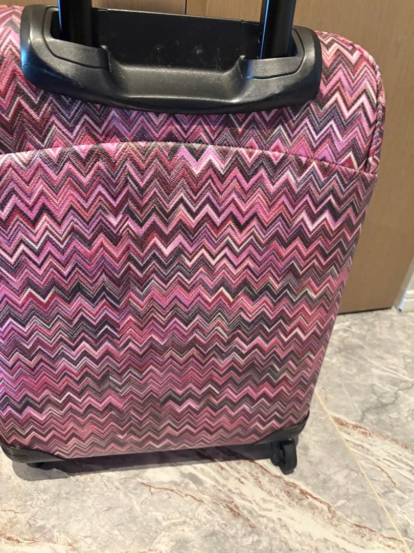 ミッソーニキャリーケース