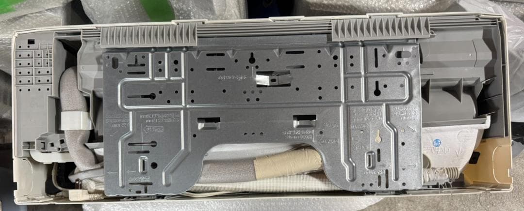 パナソニック ルームエアコン CS-228CJ-W 2018年製 6畳