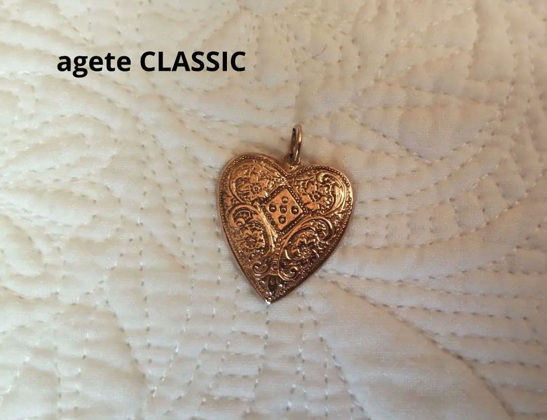 ま*お様 agete CLASSIC ゴールドハートチャーム