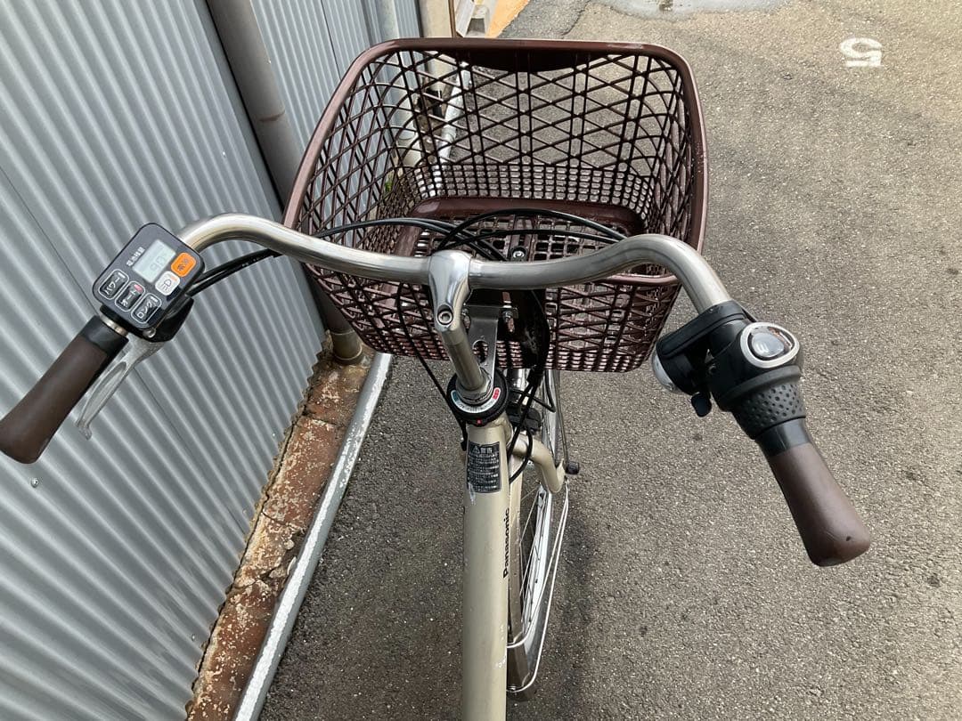 パナソニック最新機種電動アシスト自転車vivi26インチシルバーアルミボディー