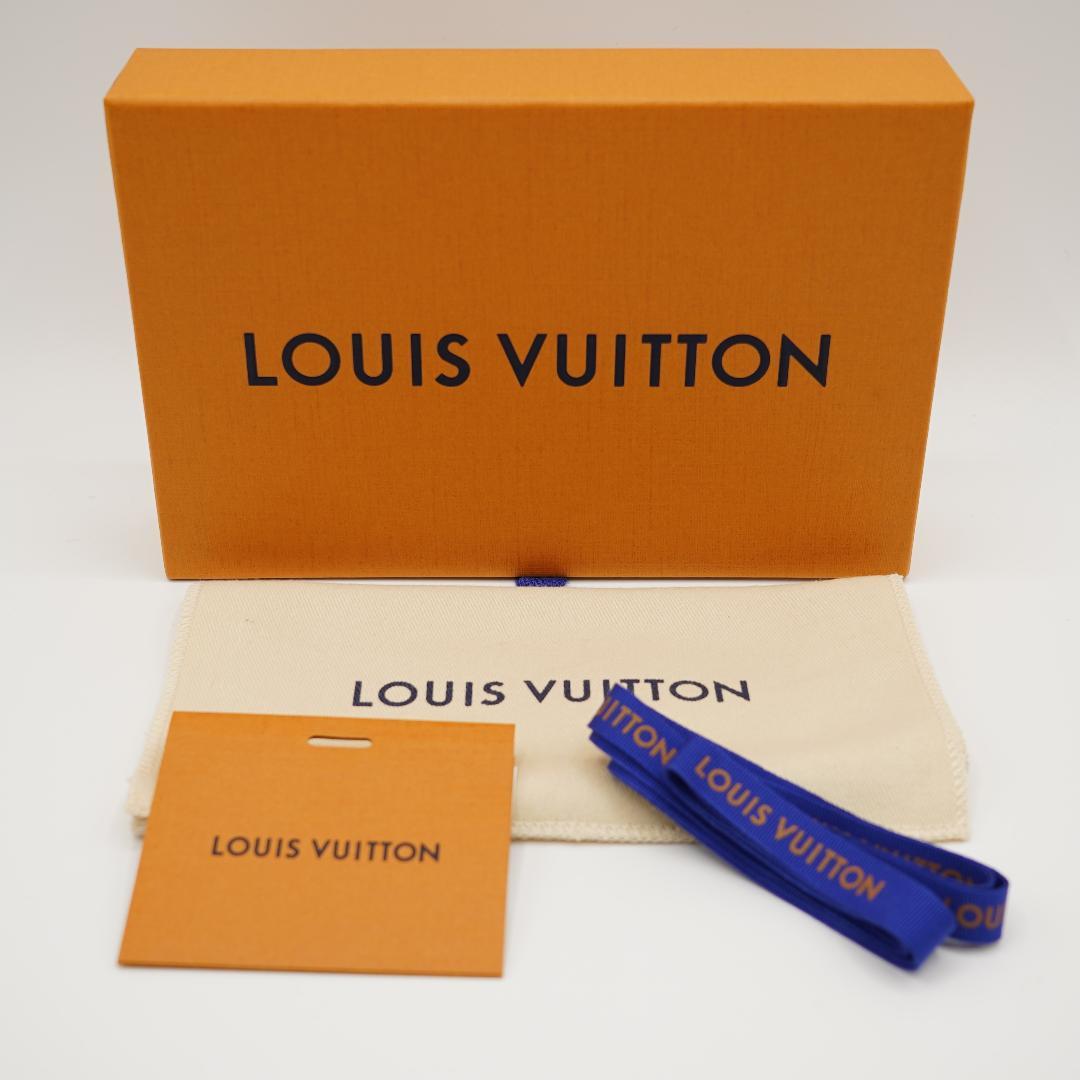 LOUIS VUITTON iPhone16pro ケース モノグラム