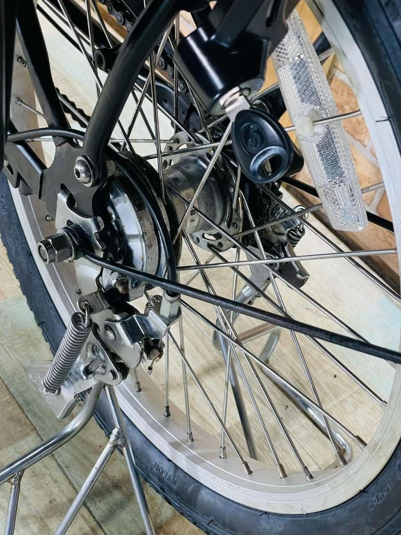 愛知静岡配送可 No1モデル ブラック ギュット電動アシスト自転車 H1177