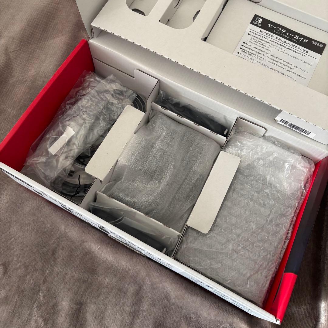 Nintendo Switch + アクセサリー類セット