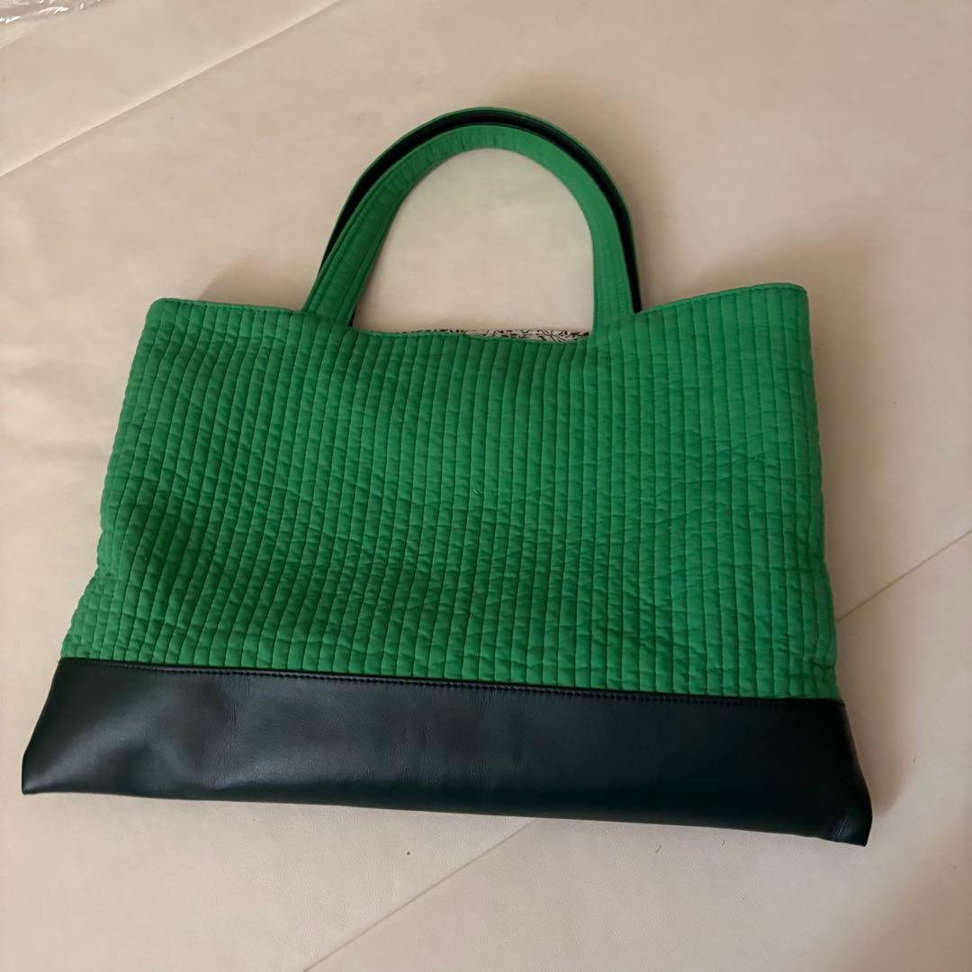 ファミリア　familiar ピオヌンナル　レッスンバッグ　美品