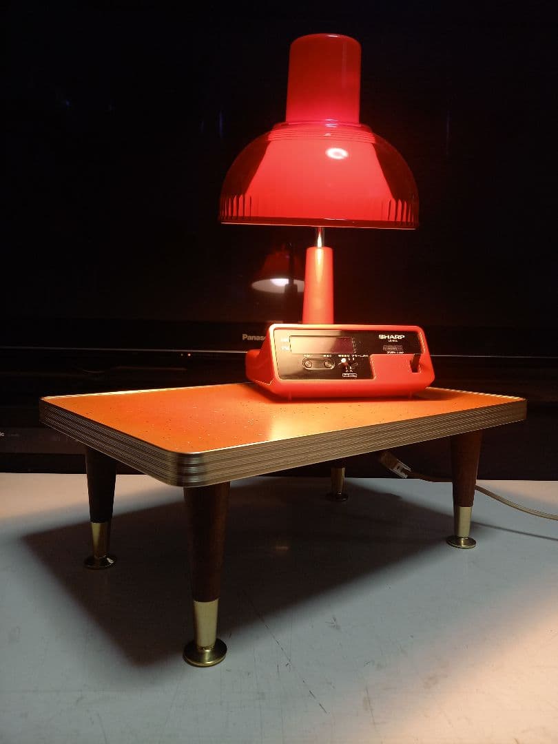 チャルメラ　様売約済　スペースエイジ　フレーク　デザイン　赤　サイド　テーブル