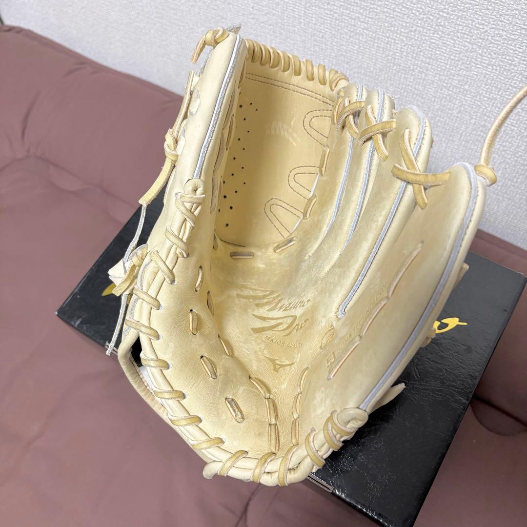 【未使用品】ミズノプロ★軟式用グローブ★5DNAテクノロジー★投手用★おまけ付★