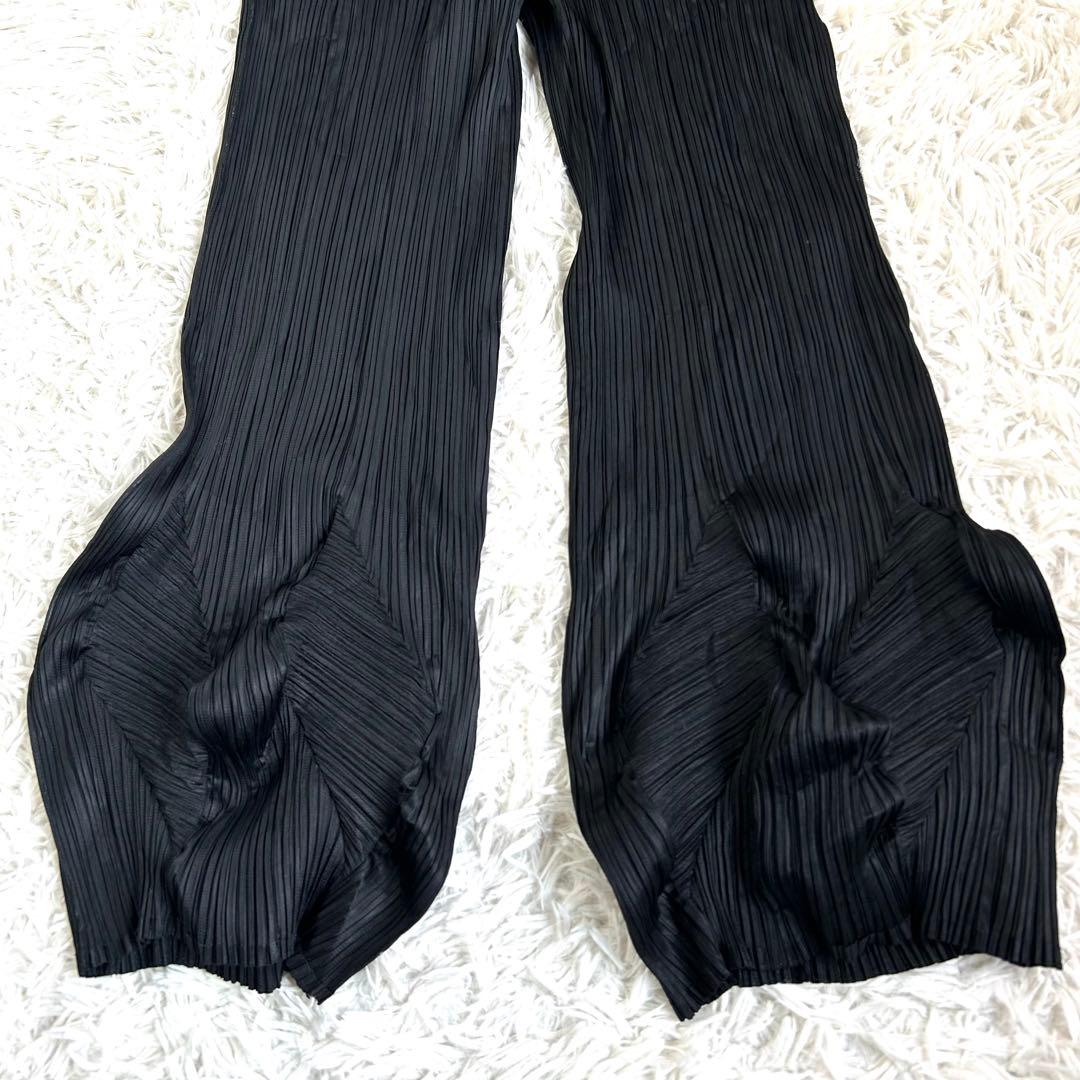 【美品】プリーツプリーズ 変形 裾デザイン プリーツパンツ 黒 1