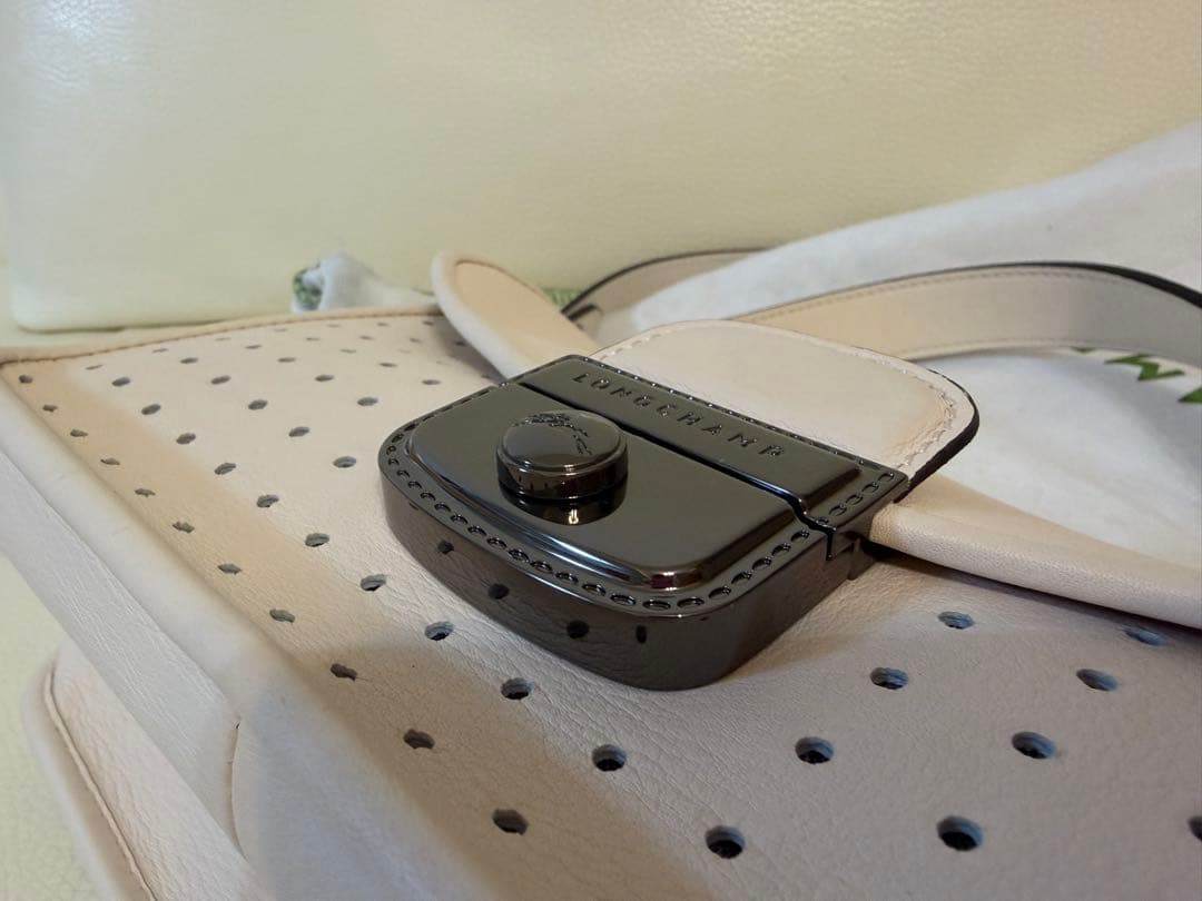 LONGCHAMP ベージュ ショルダーバッグ