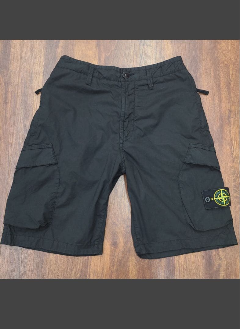 STONE  ブラックカーゴショートパンツ