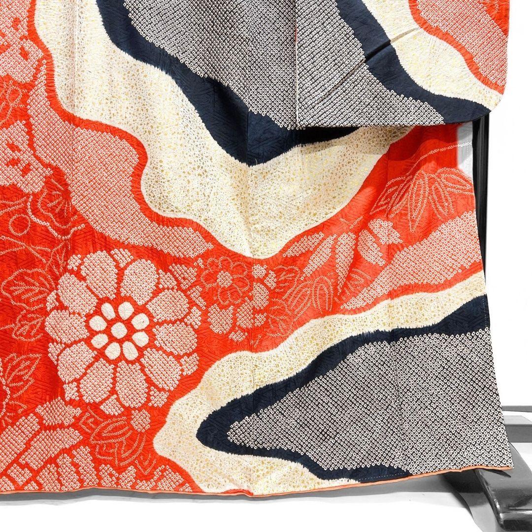 振袖　金彩　総絞り　牡丹　菊花　霞取り　着物　015b p