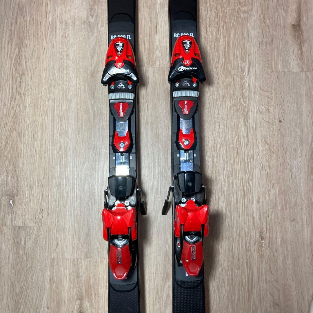 滑走半日のみ オガサカ チロリア プレート スキー セット GS系トライアン