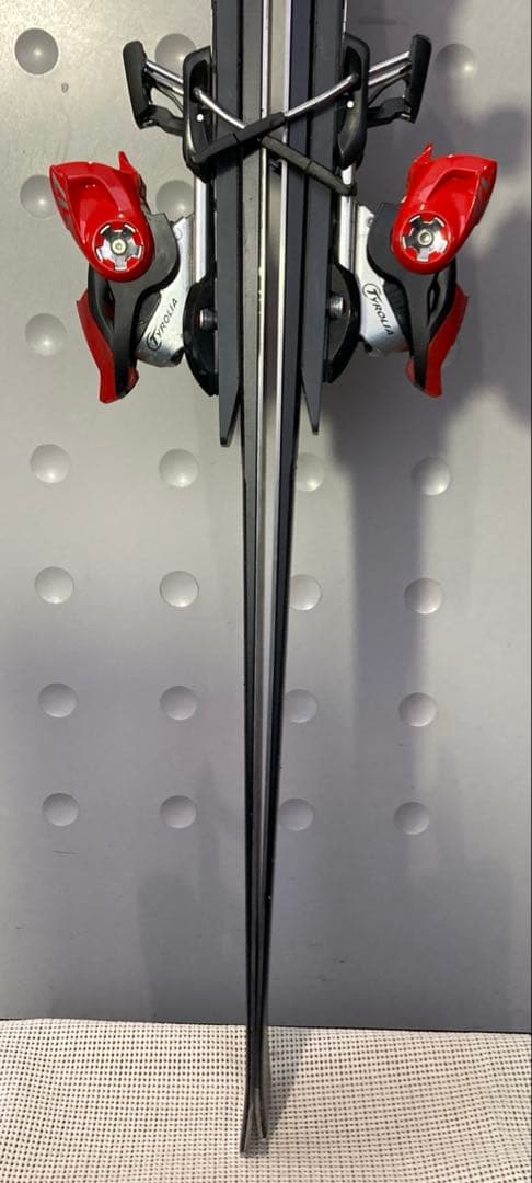 滑走半日のみ オガサカ チロリア プレート スキー セット GS系トライアン