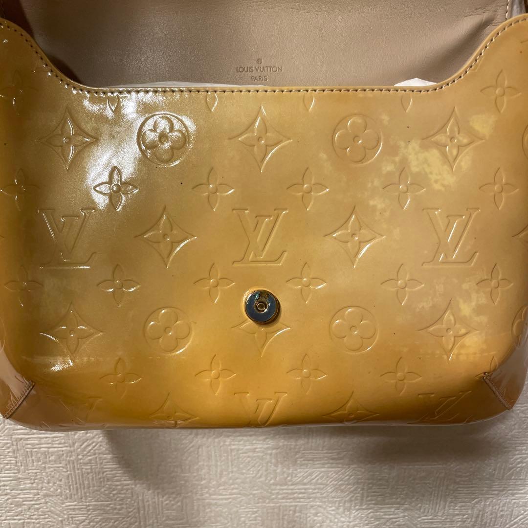 Louis Vuitton ヴェルニ ショルダーバッグ ベージュ