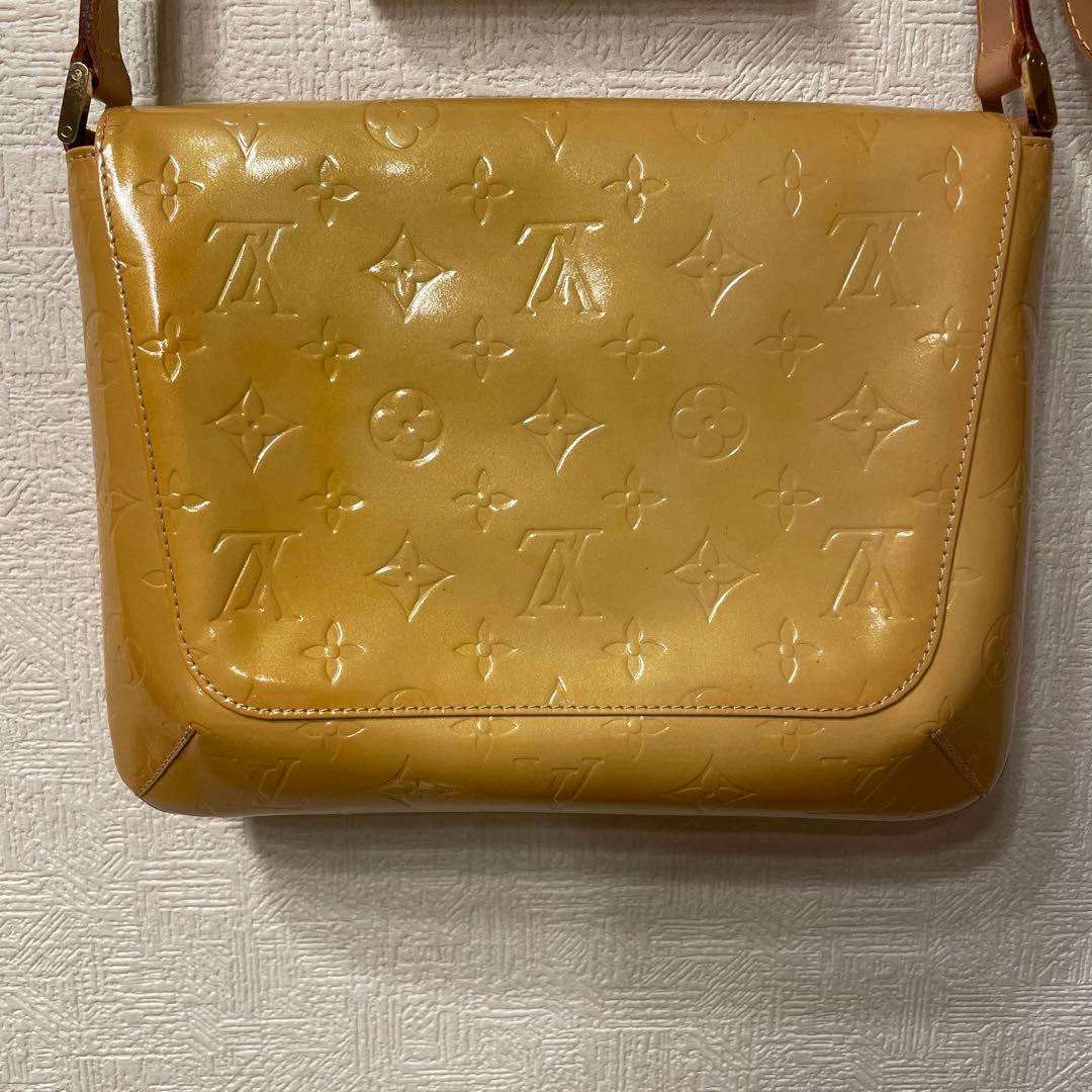 Louis Vuitton ヴェルニ ショルダーバッグ ベージュ