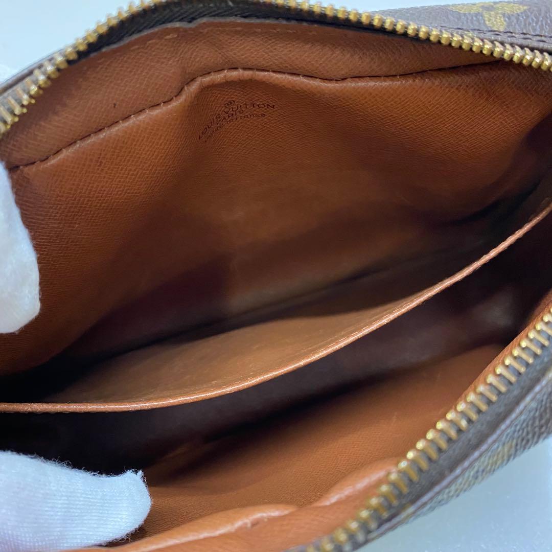 施*英様 Louis Vuitton クラッチバッグ ブラウン