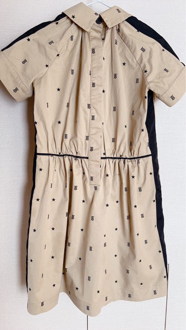 BURBERRY 半袖ワンピース 星柄　バーバリー　ベージュ　茶色