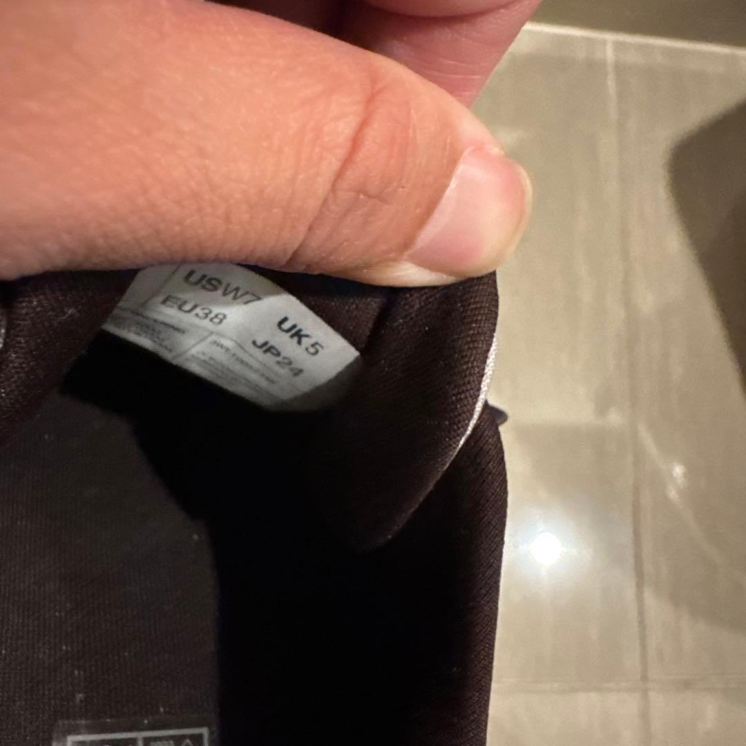 On （オン）レディース　スニーカー