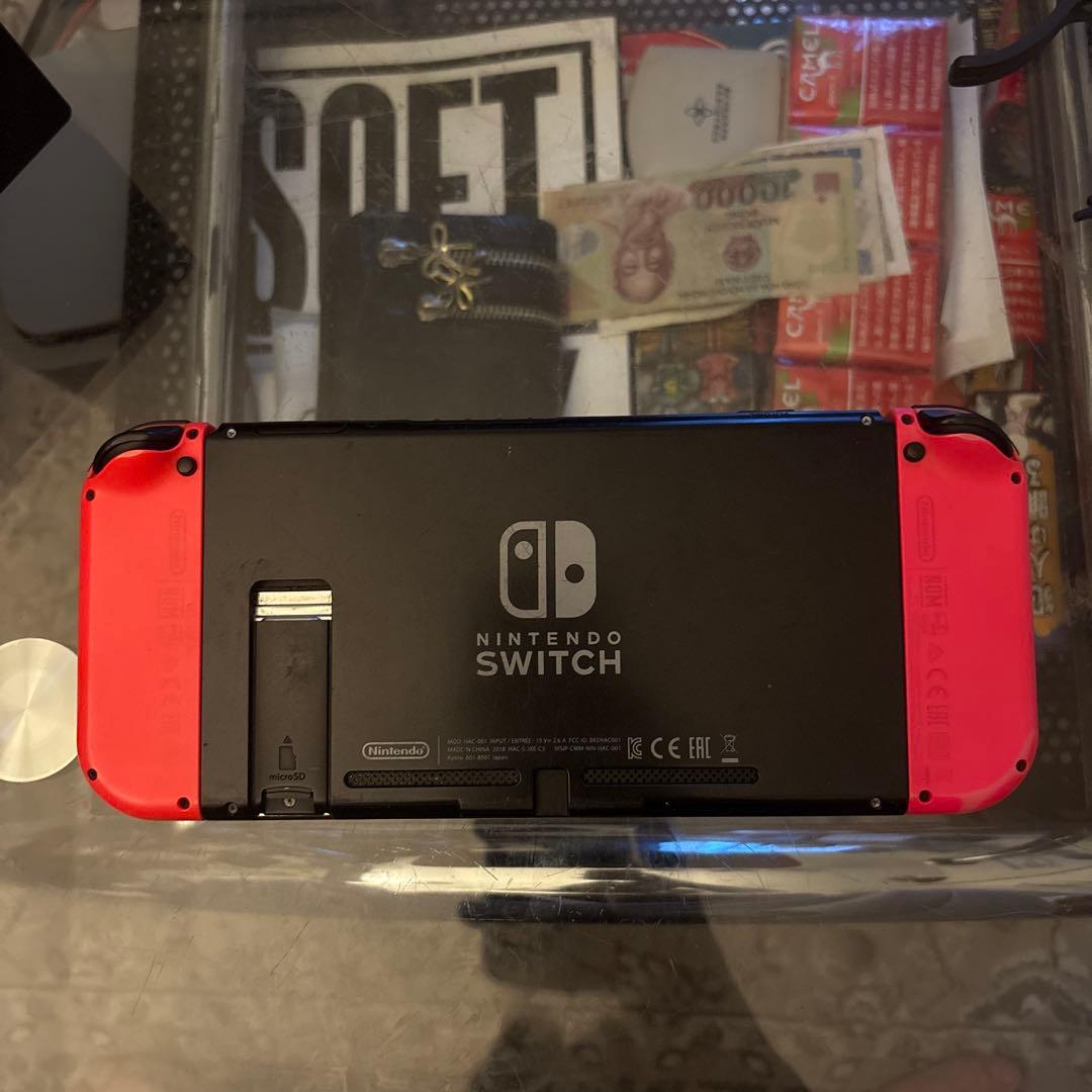 Nintendo Switch 本体 赤