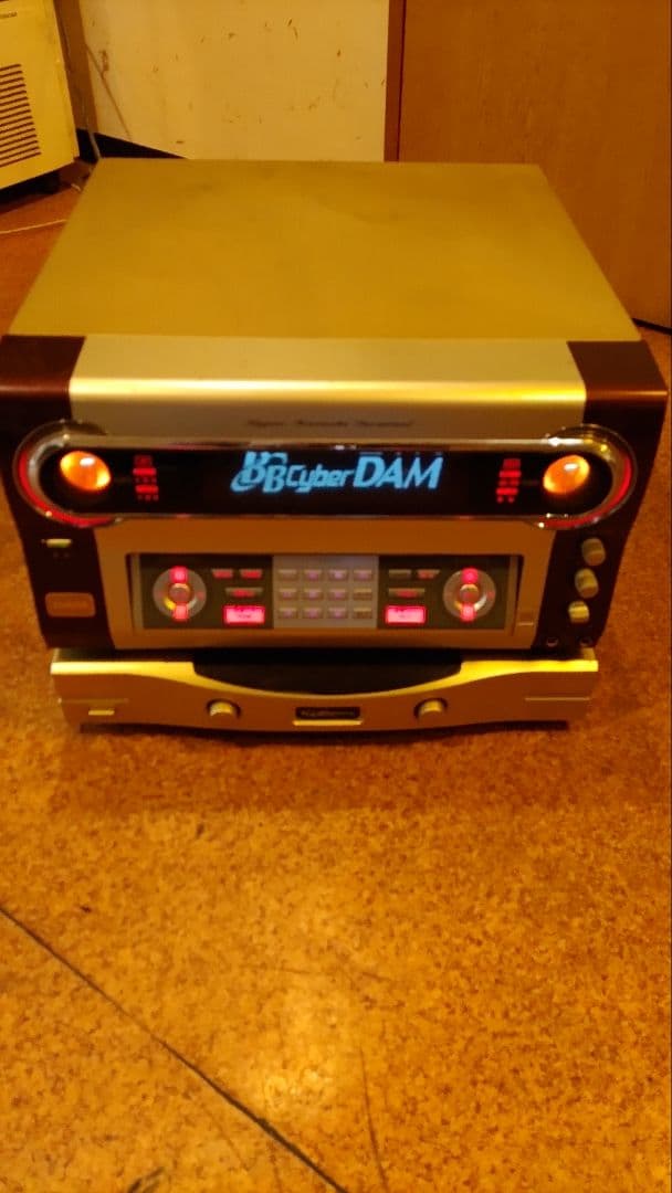 カラオケ DAM G100本体＆アンプ ジャンク扱い