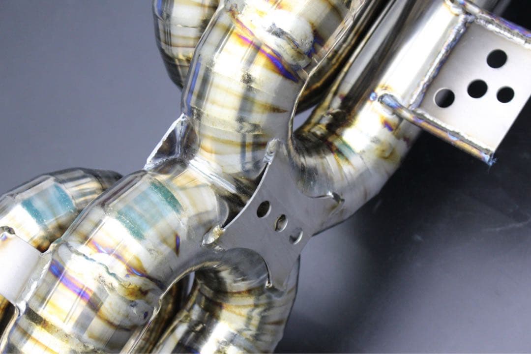 (Lei)Porsche 718GT4用チタンマフラー（バルブ付き）