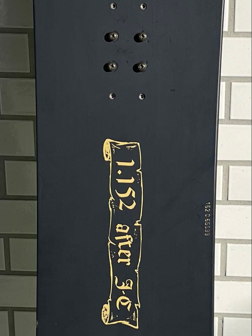 セール！ Lacroix スノーボード 板　黒ゴールド 1/2 after 9